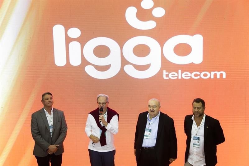 Nelson Tanure, dono da Ligga Telecom, é alvo da PF em operação contra o Banco Master