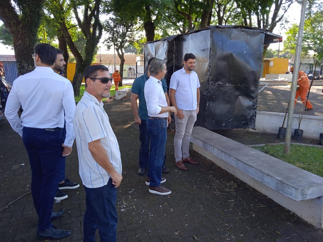 Prefeito de Foz do Iguaçu é denunciado por suposta intimidação e agressão contra diretora da rede municipal: Sindicato e Prefeitura se manifestam sobre o caso